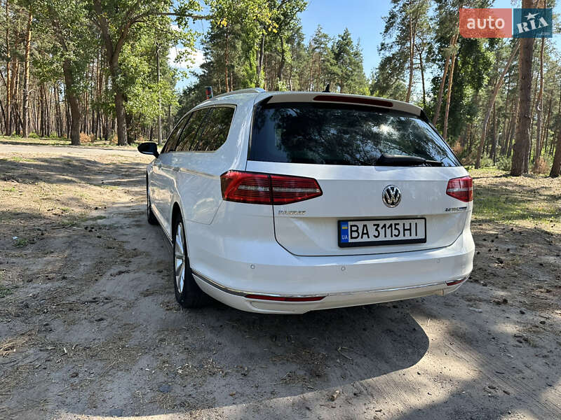 Універсал Volkswagen Passat 2015 в Кропивницькому