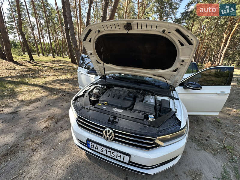 Універсал Volkswagen Passat 2015 в Кропивницькому