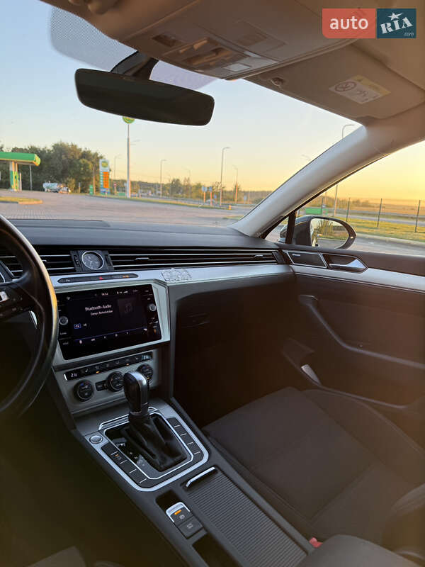 Универсал Volkswagen Passat 2018 в Радивилове