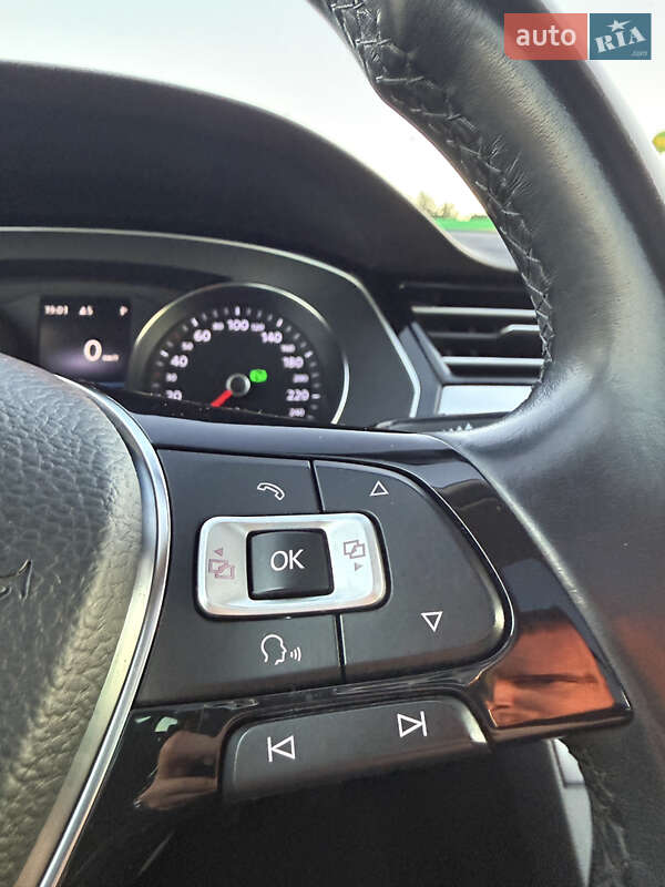 Универсал Volkswagen Passat 2018 в Радивилове