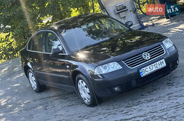 Седан Volkswagen Passat 2001 в Львові