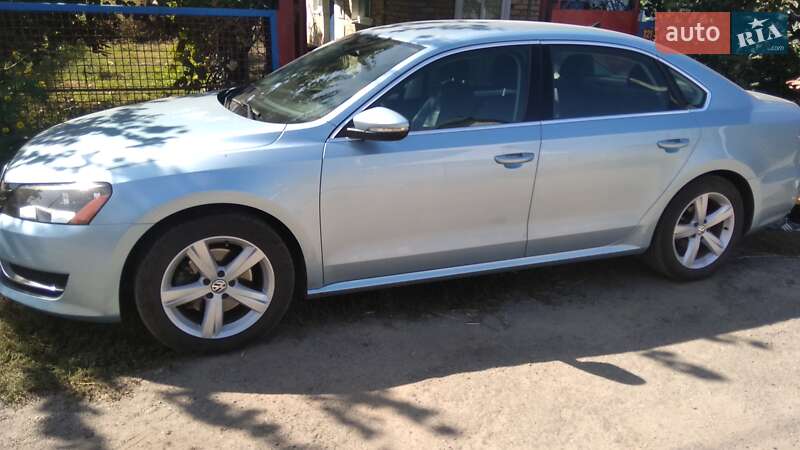 Volkswagen Passat 2011