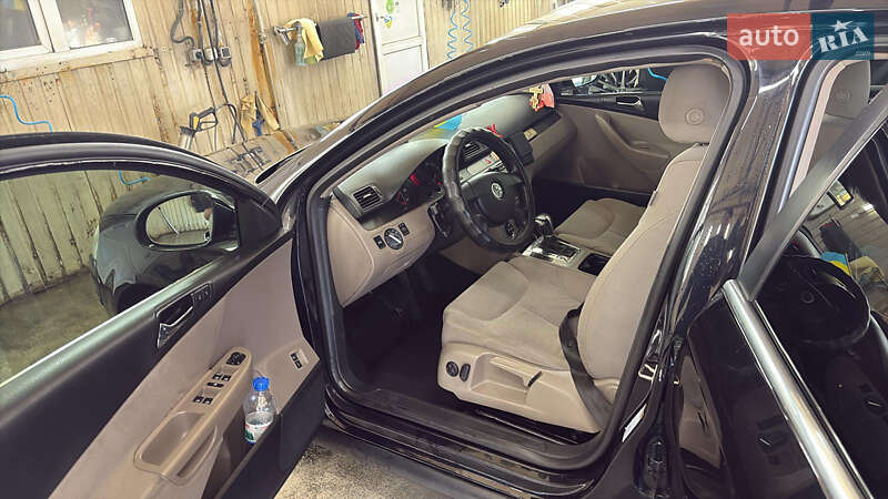 Седан Volkswagen Passat 2006 в Києві