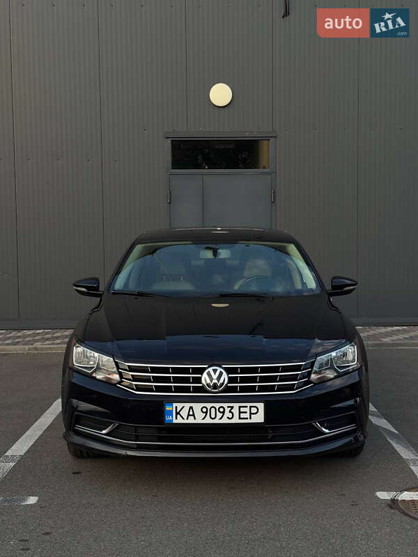 Седан Volkswagen Passat 2016 в 