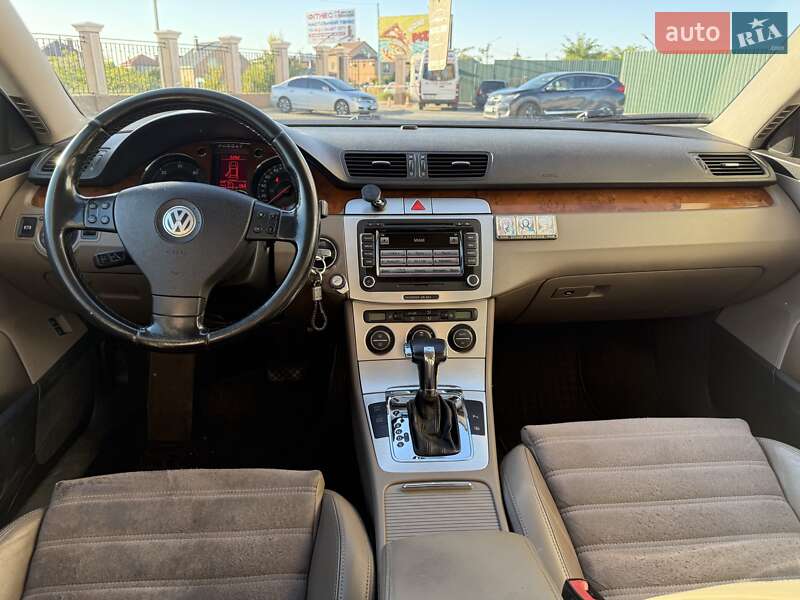 Седан Volkswagen Passat 2008 в Одессе