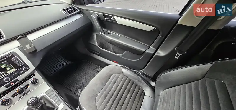 Volkswagen Passat 2013 VIN WVWZZZ3CZEE001135 фото оголошення 14 з 69