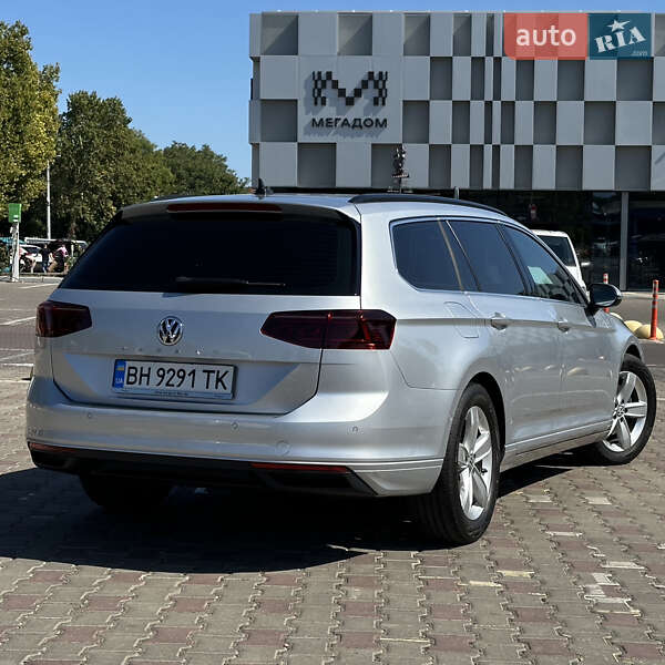 Универсал Volkswagen Passat 2020 в Одессе