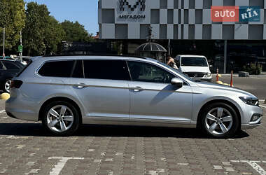 Универсал Volkswagen Passat 2020 в 
