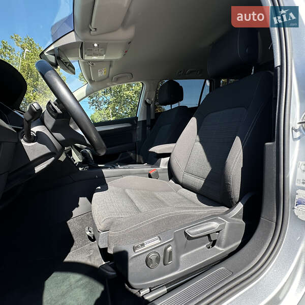 Универсал Volkswagen Passat 2020 в Одессе