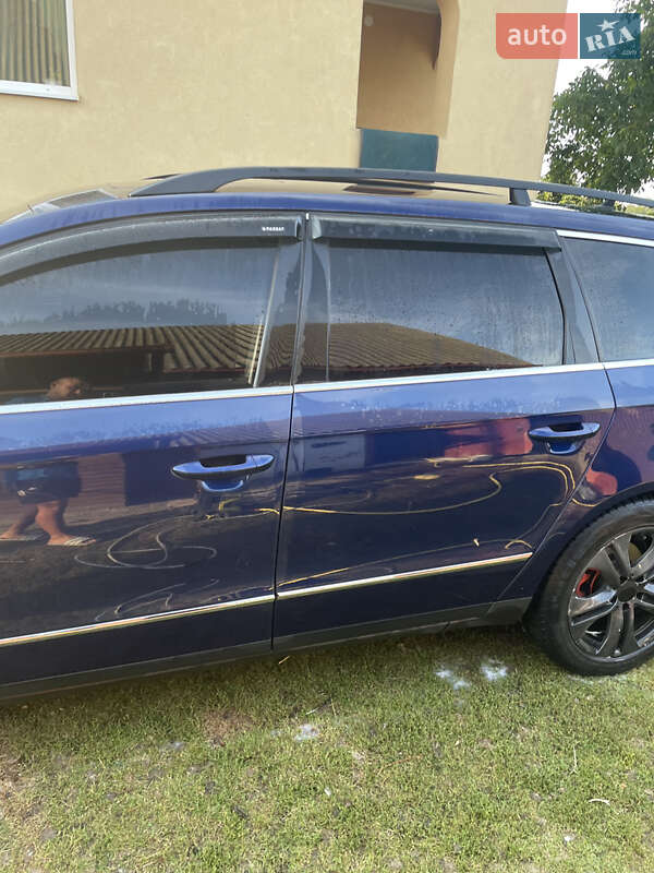 Универсал Volkswagen Passat 2009 в Ивано-Франковске