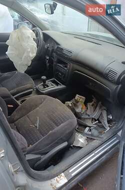Универсал Volkswagen Passat 2003 в Виннице