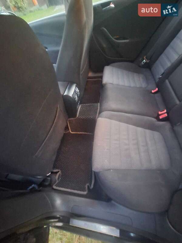 Универсал Volkswagen Passat 2006 в Львове