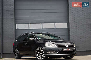 Універсал Volkswagen Passat 2012 в Луцьку