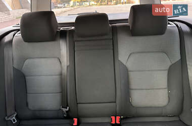 Универсал Volkswagen Passat 2012 в 