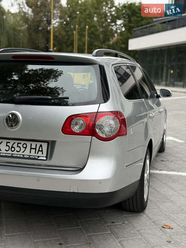 Универсал Volkswagen Passat 2009 в Ровно