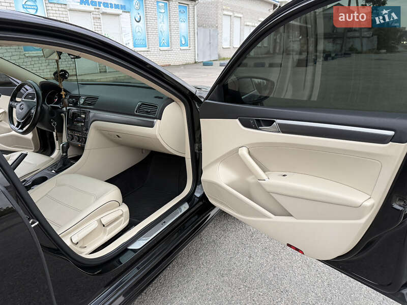 Седан Volkswagen Passat 2016 в Дніпрі
