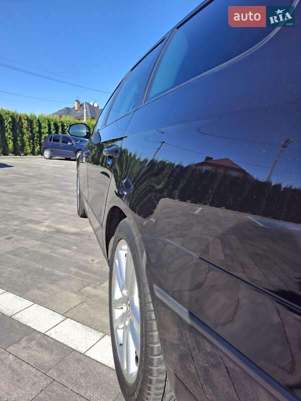 Универсал Volkswagen Passat 2010 в Луцке