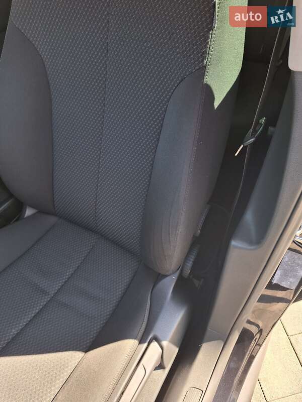 Универсал Volkswagen Passat 2010 в Луцке