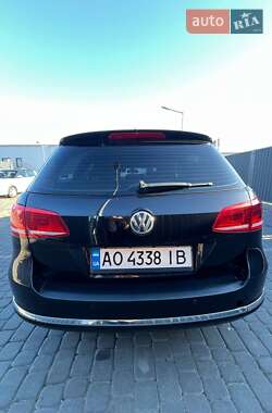 Универсал Volkswagen Passat 2011 в 