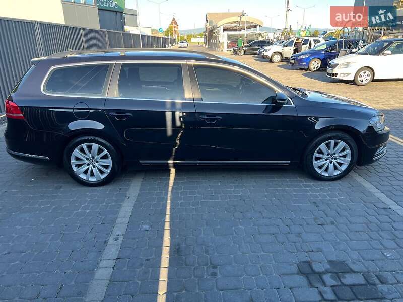 Універсал Volkswagen Passat 2011 в Мукачевому