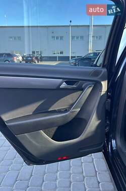 Универсал Volkswagen Passat 2011 в 