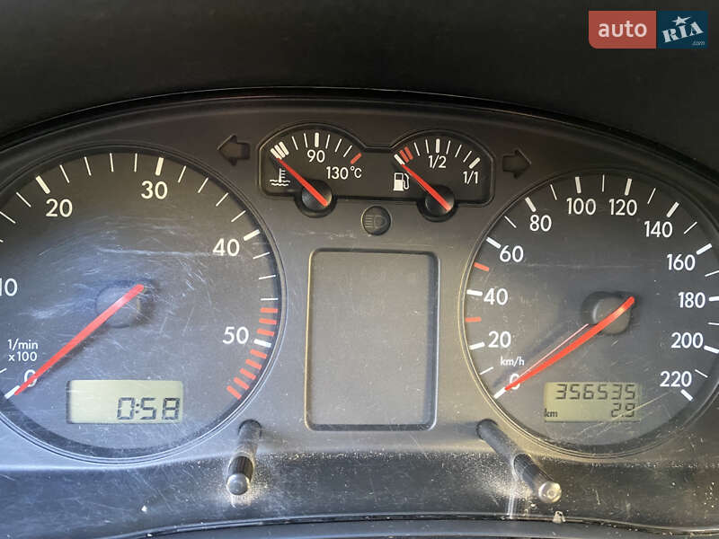 Седан Volkswagen Passat 1998 в Рівному