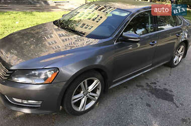Седан Volkswagen Passat 2015 в Львові