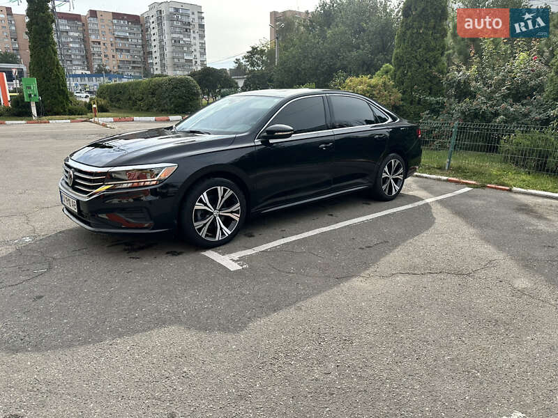 Седан Volkswagen Passat 2020 в Харкові