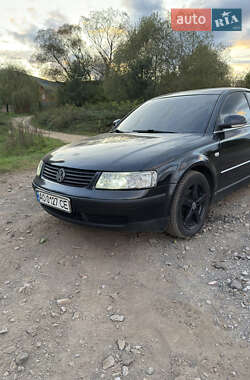 Седан Volkswagen Passat 1997 в Ужгороді