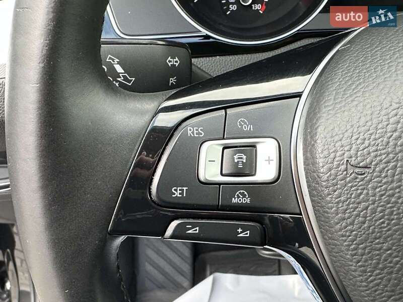 Универсал Volkswagen Passat 2017 в Львове