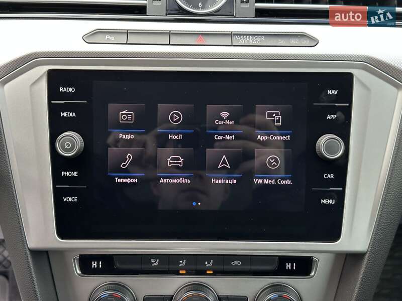 Универсал Volkswagen Passat 2017 в Львове