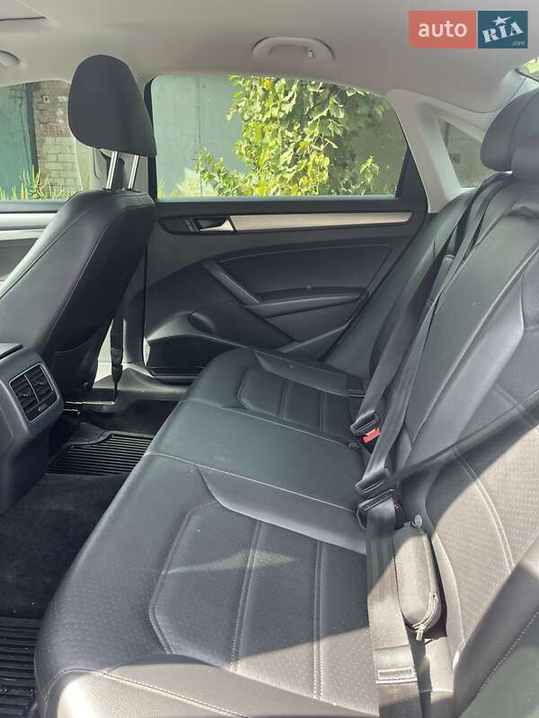 Седан Volkswagen Passat 2014 в Краматорске