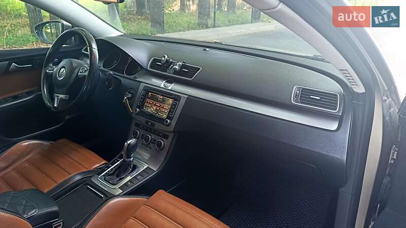 Универсал Volkswagen Passat 2012 в Чернигове