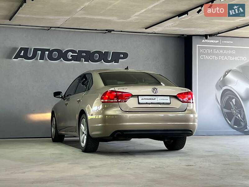 Седан Volkswagen Passat 2014 в Одесі