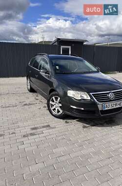 Универсал Volkswagen Passat 2006 в Тячеве