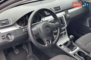 Универсал Volkswagen Passat 2013 в 