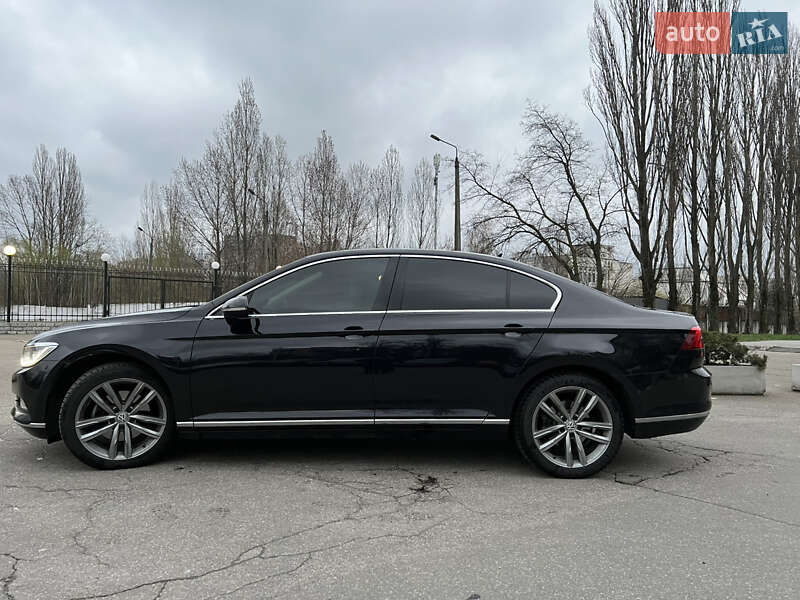 Седан Volkswagen Passat 2019 в Києві
