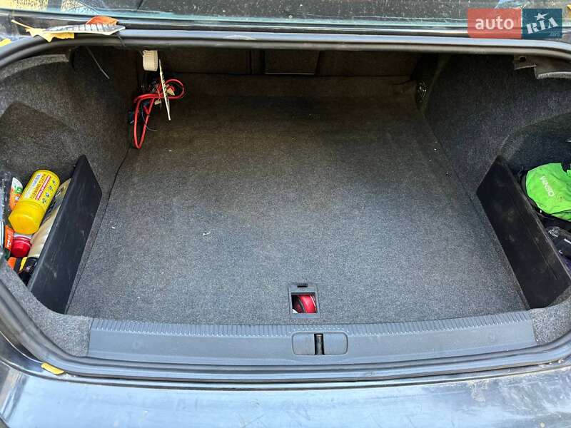 Седан Volkswagen Passat 2007 в Дніпрі фото 8 Седан Volkswagen Passat 2007 в Дніпрі