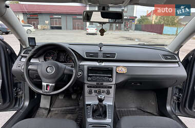 Универсал Volkswagen Passat 2012 в 