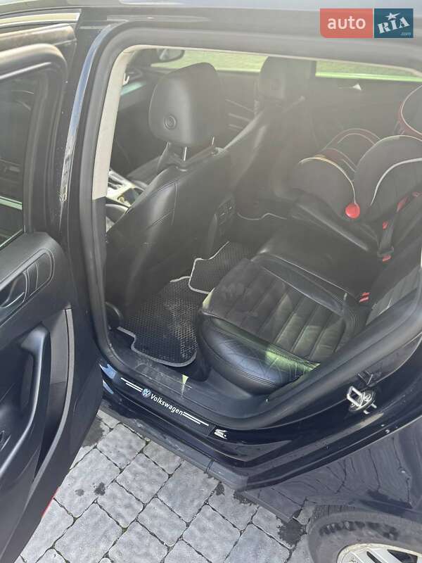 Универсал Volkswagen Passat 2009 в Львове