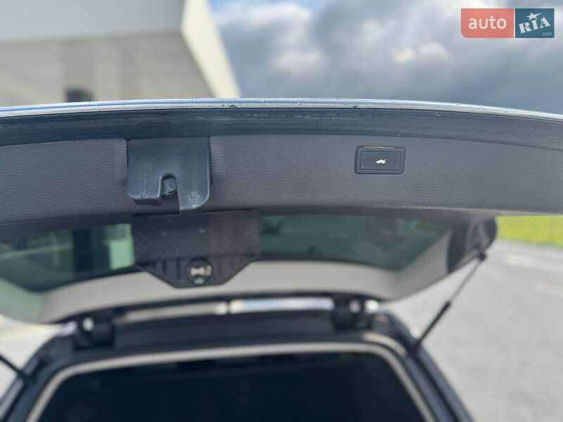 Универсал Volkswagen Passat 2009 в Львове