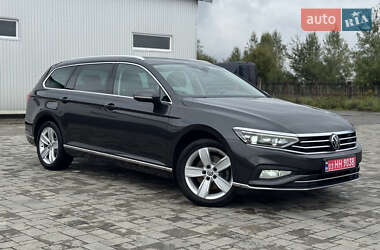 Универсал Volkswagen Passat 2020 в Калуше
