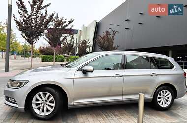 Универсал Volkswagen Passat 2019 в 