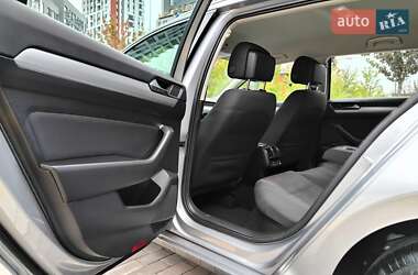 Универсал Volkswagen Passat 2019 в 