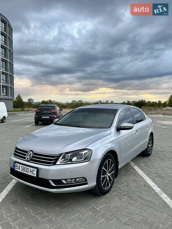 Volkswagen Passat 2012
