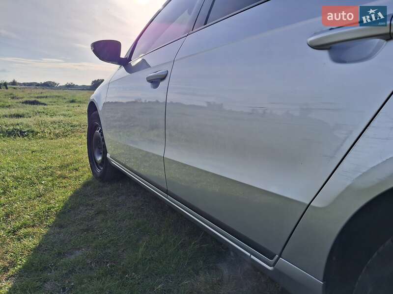 Універсал Volkswagen Passat 2011 в Києві фото 25 Універсал Volkswagen Passat 2011 в Києві
