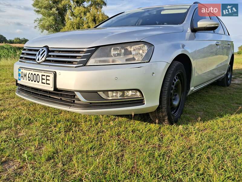 Універсал Volkswagen Passat 2011 в Києві фото 57 Універсал Volkswagen Passat 2011 в Києві