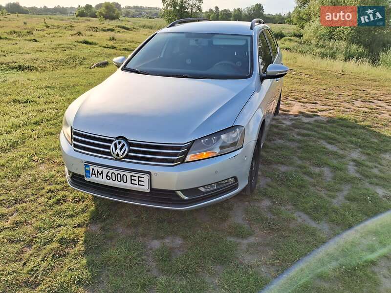 Універсал Volkswagen Passat 2011 в Києві фото 61 Універсал Volkswagen Passat 2011 в Києві
