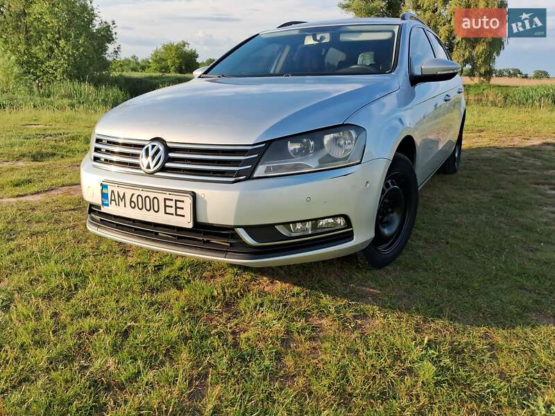 Універсал Volkswagen Passat 2011 в Києві фото 64 Універсал Volkswagen Passat 2011 в Києві