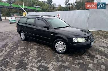 Універсал Volkswagen Passat 2000 в Чернівцях